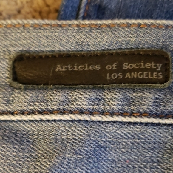 Articles of Society Distressed CroppedSkinny Jeans - Picture 7 of 8